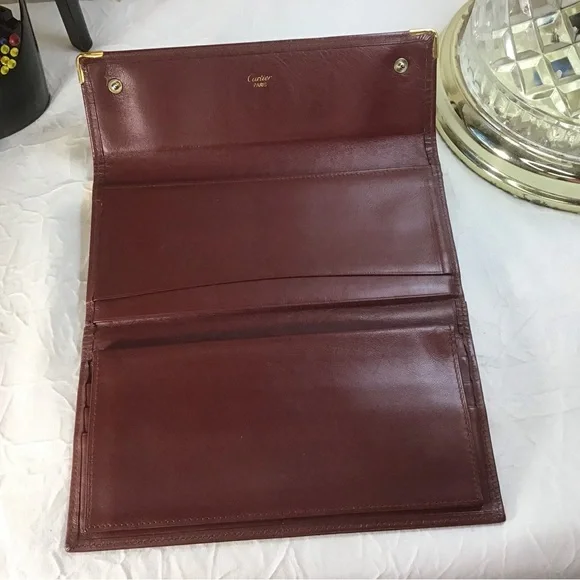 🔴Authentic CARTIER Trifold wallet, made in Paris.